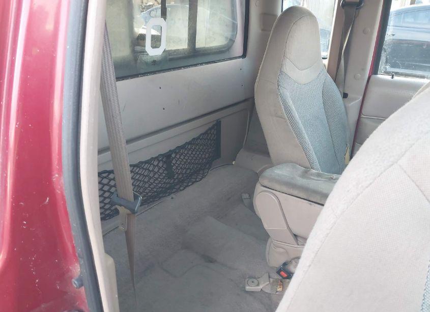 Photo 8 of 2001 Ford Ranger EDGE/XL/XLT (VIN 1FTYR14U51PB10305)