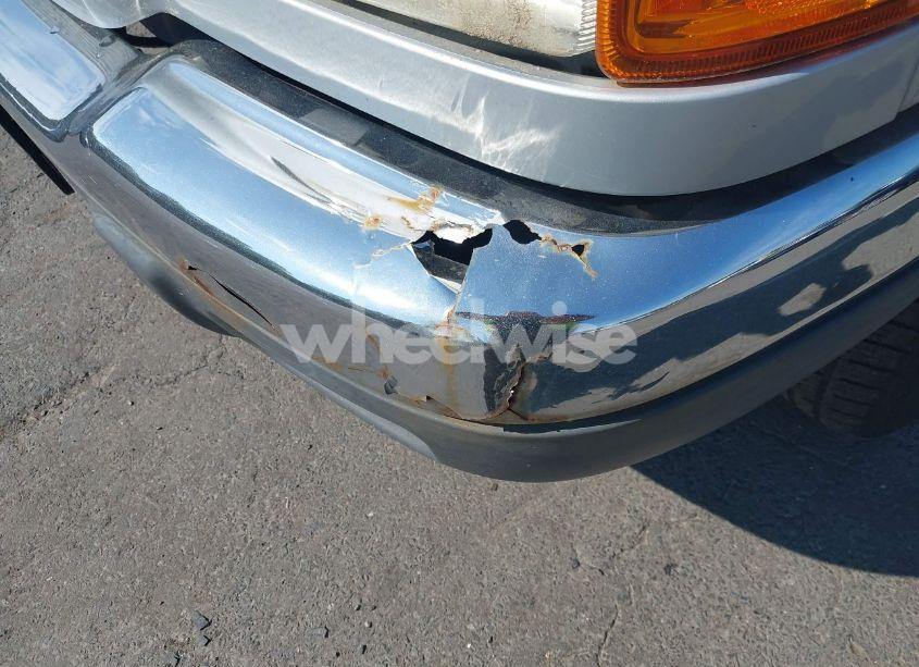 Photo 13 of 2002 Ford Ranger EDGE/TREMOR/XL/XLT (VIN 1FTYR14U52TA41883)