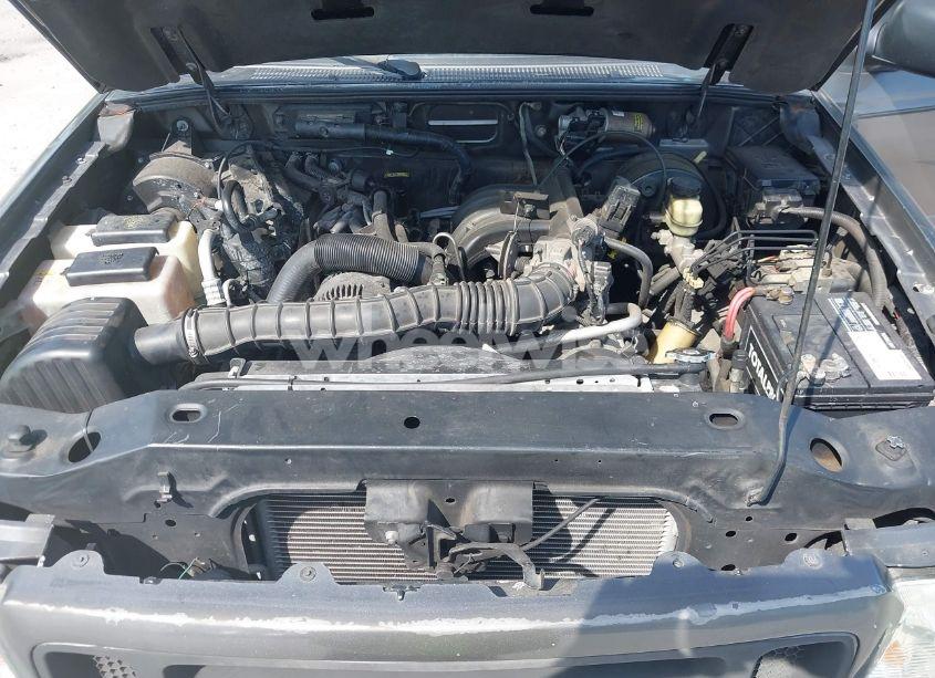 Photo 10 of 2004 Ford Ranger EDGE/TREMOR/XL/XLT (VIN 1FTYR14U54PB66846)