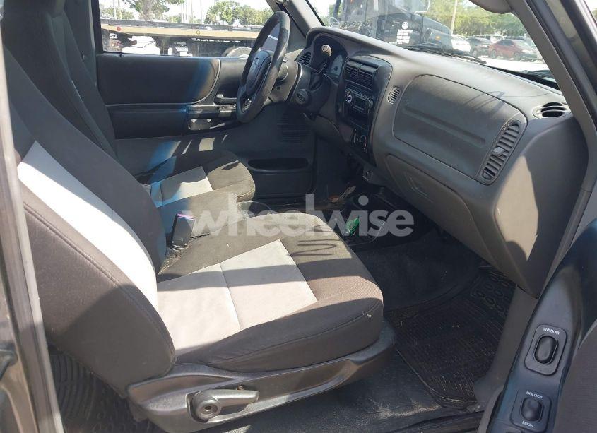 Photo 5 of 2004 Ford Ranger EDGE/TREMOR/XL/XLT (VIN 1FTYR14U54PB66846)