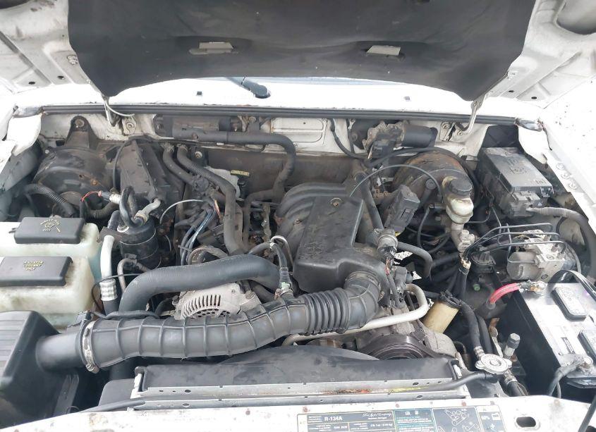 Photo 10 of 2005 Ford Ranger EDGE/STX/XL/XLT (VIN 1FTYR14U55PB07054)
