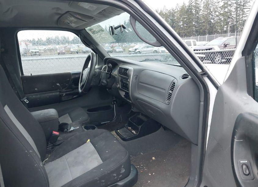 Photo 5 of 2005 Ford Ranger EDGE/STX/XL/XLT (VIN 1FTYR14U55PB07054)