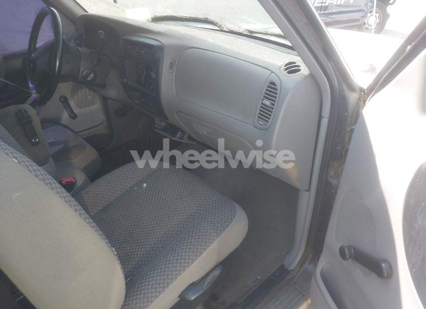 Photo 5 of 1998 Ford Ranger SPLASH/XL/XLT (VIN 1FTYR14U5WTA68510)