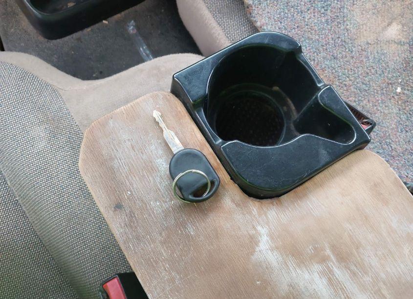 Photo 11 of 2002 Ford Ranger EDGE/TREMOR/XL/XLT (VIN 1FTYR14U62PA84802)