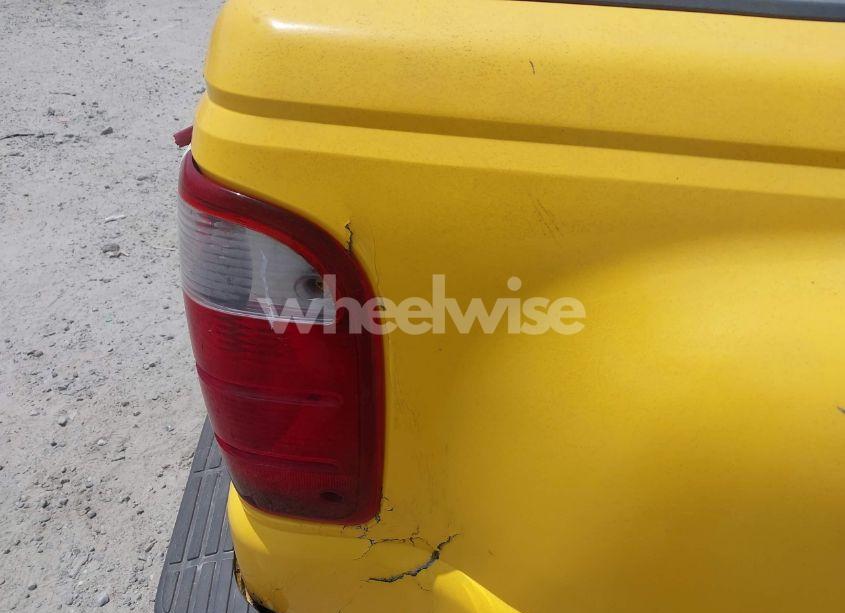 Photo 14 of 2002 Ford Ranger EDGE/TREMOR/XL/XLT (VIN 1FTYR14U62TA10433)