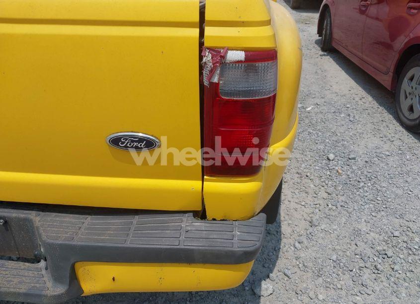 Photo 15 of 2002 Ford Ranger EDGE/TREMOR/XL/XLT (VIN 1FTYR14U62TA10433)