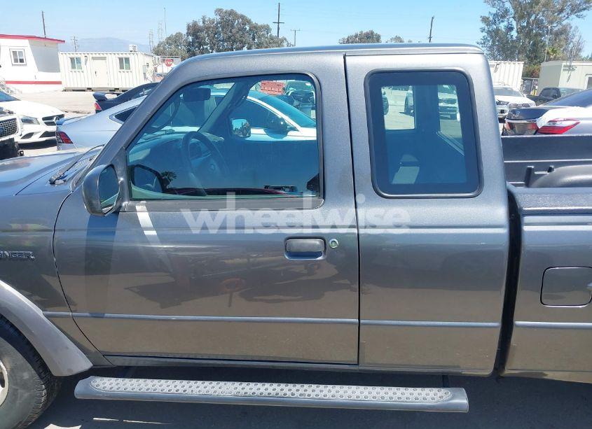 Photo 15 of 2004 Ford Ranger EDGE/TREMOR/XL/XLT (VIN 1FTYR14U64PA01484)