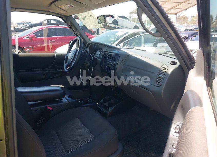 Photo 5 of 2004 Ford Ranger EDGE/TREMOR/XL/XLT (VIN 1FTYR14U64PA01484)