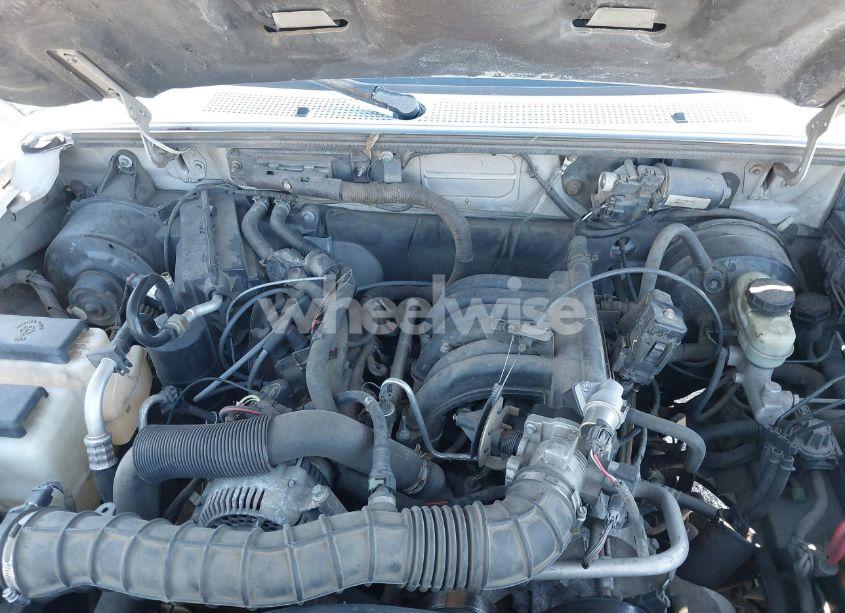 Photo 10 of 2004 Ford Ranger EDGE/TREMOR/XL/XLT (VIN 1FTYR14U64PA24005)