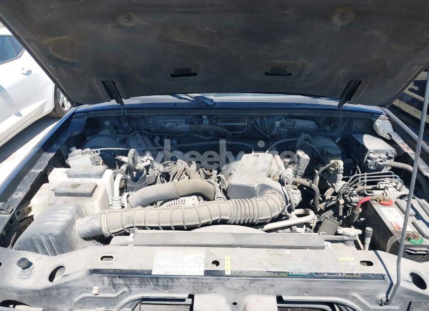 Photo 10 of 2004 Ford Ranger EDGE/TREMOR/XL/XLT (VIN 1FTYR14U64PB63289)