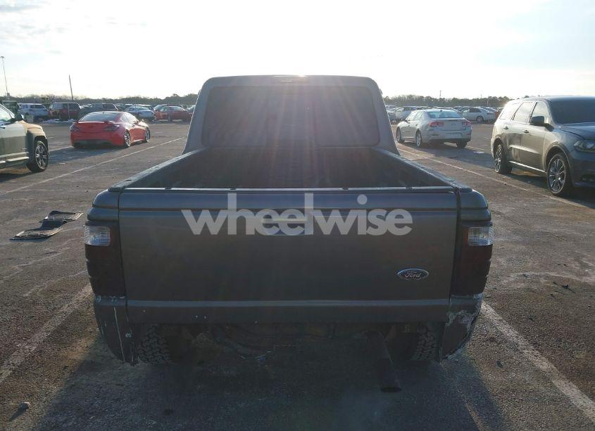 Photo 16 of 2004 Ford Ranger EDGE/TREMOR/XL/XLT (VIN 1FTYR14U74PA49558)