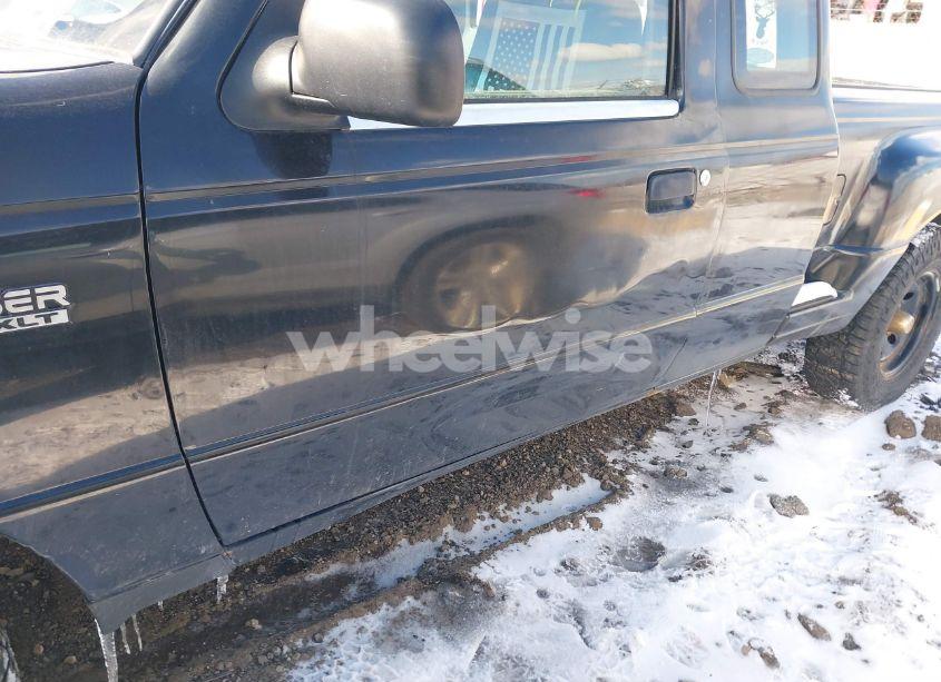 Photo 13 of 2004 Ford Ranger EDGE/TREMOR/XL/XLT (VIN 1FTYR14U74PA78946)