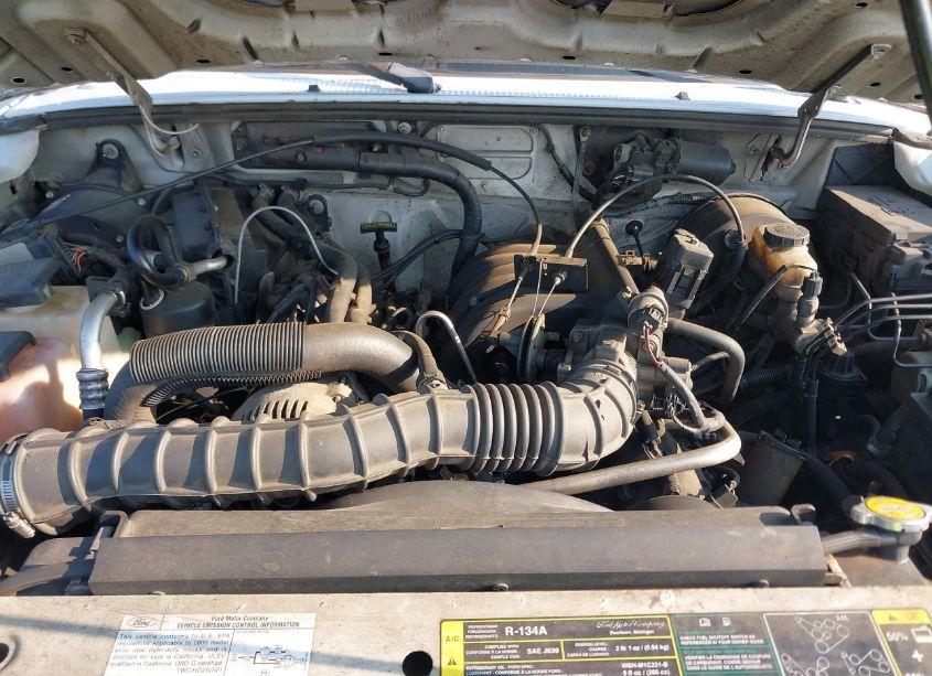Photo 10 of 2005 Ford Ranger EDGE/STX/XL/XLT (VIN 1FTYR14U75PA87874)