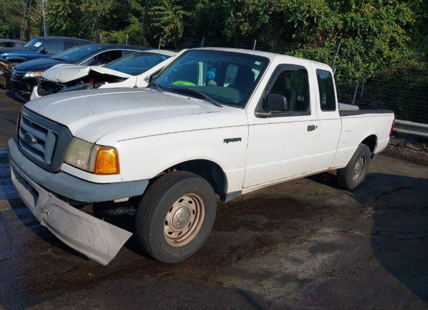 Photo 2 of 2005 Ford Ranger EDGE/STX/XL/XLT (VIN 1FTYR14U75PA87874)