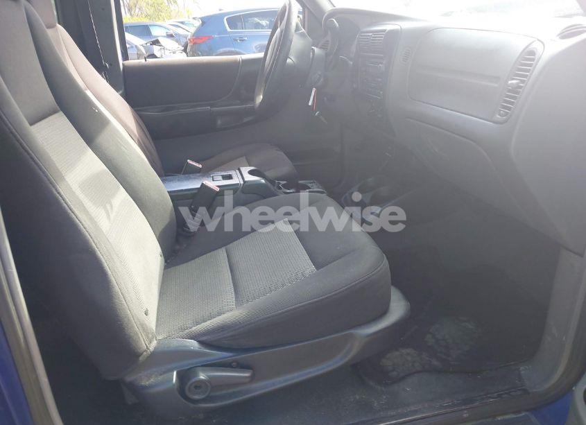 Photo 5 of 2004 Ford Ranger EDGE/TREMOR/XL/XLT (VIN 1FTYR14U84PA04385)