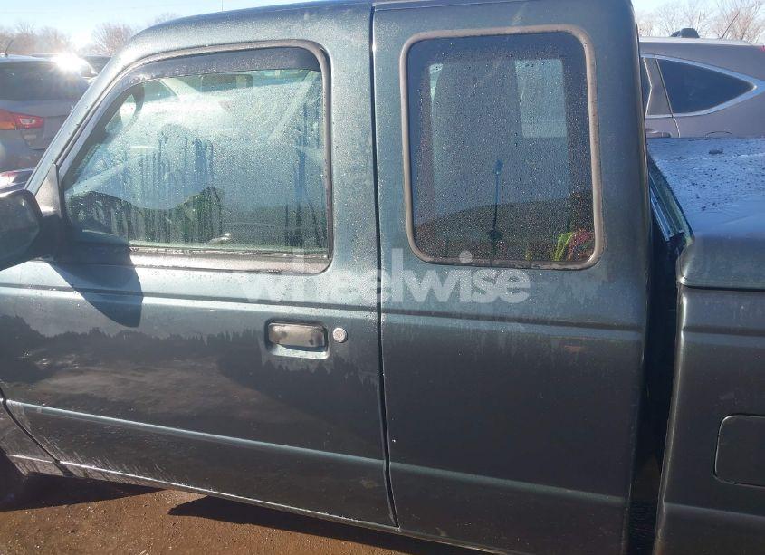 Photo 14 of 2004 Ford Ranger EDGE/TREMOR/XL/XLT (VIN 1FTYR14U84PA22160)