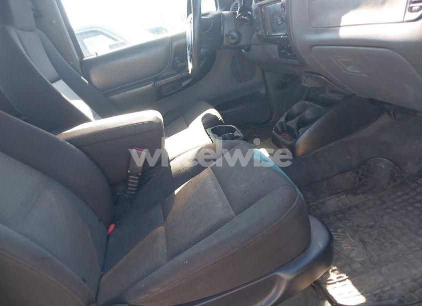 Photo 5 of 2004 Ford Ranger EDGE/TREMOR/XL/XLT (VIN 1FTYR14U84PB03675)