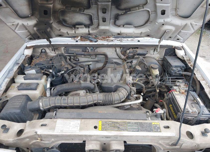 Photo 10 of 2004 Ford Ranger EDGE/TREMOR/XL/XLT (VIN 1FTYR14U84PB44307)