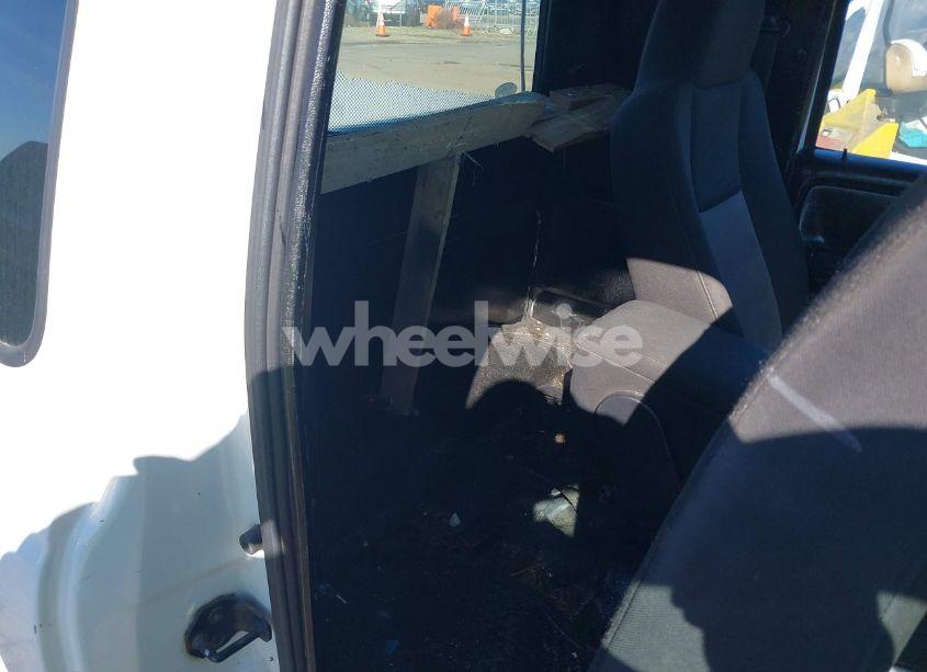 Photo 8 of 2005 Ford Ranger EDGE/STX/XL/XLT (VIN 1FTYR14U85PA46430)