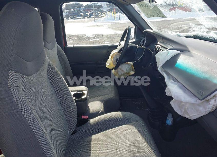 Photo 5 of 2002 Ford Ranger EDGE/TREMOR/XL/XLT (VIN 1FTYR14U92PB71027)