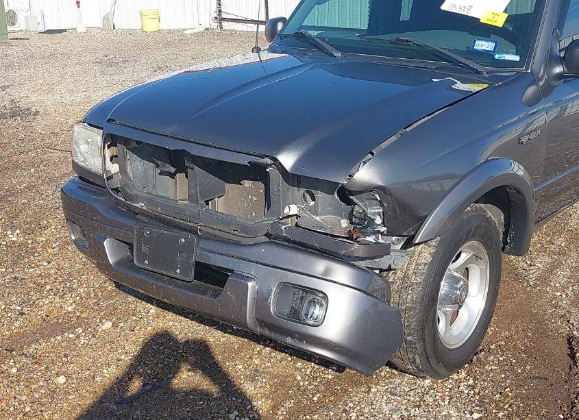 Photo 15 of 2004 Ford Ranger EDGE/TREMOR/XL/XLT (VIN 1FTYR14U94PA69200)