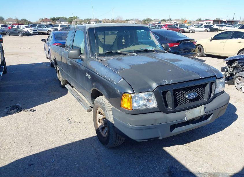 2004 Ford Ranger EDGE/TREMOR/XL/XLT (VIN 1FTYR14UX4PA54348) main photo