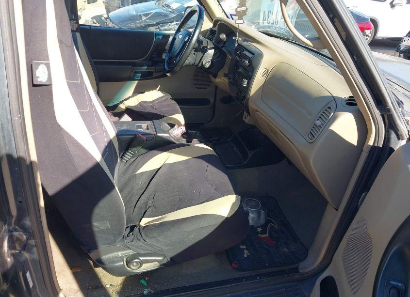 Photo 5 of 2004 Ford Ranger EDGE/TREMOR/XL/XLT (VIN 1FTYR14UX4PA54348)