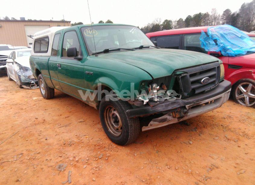 2005 Ford Ranger EDGE/STX/XL/XLT (VIN 1FTYR14UX5PA42184) main photo