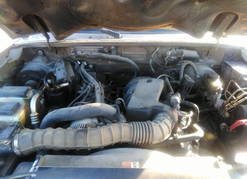 Photo 10 of 2003 Ford Ranger EDGE/TREMOR/XL/XLT (VIN 1FTYR14V03PB21501)