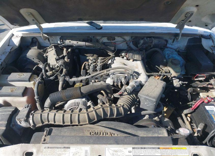 Photo 10 of 2000 Ford Ranger XL/XLT (VIN 1FTYR14V0YPA67172)