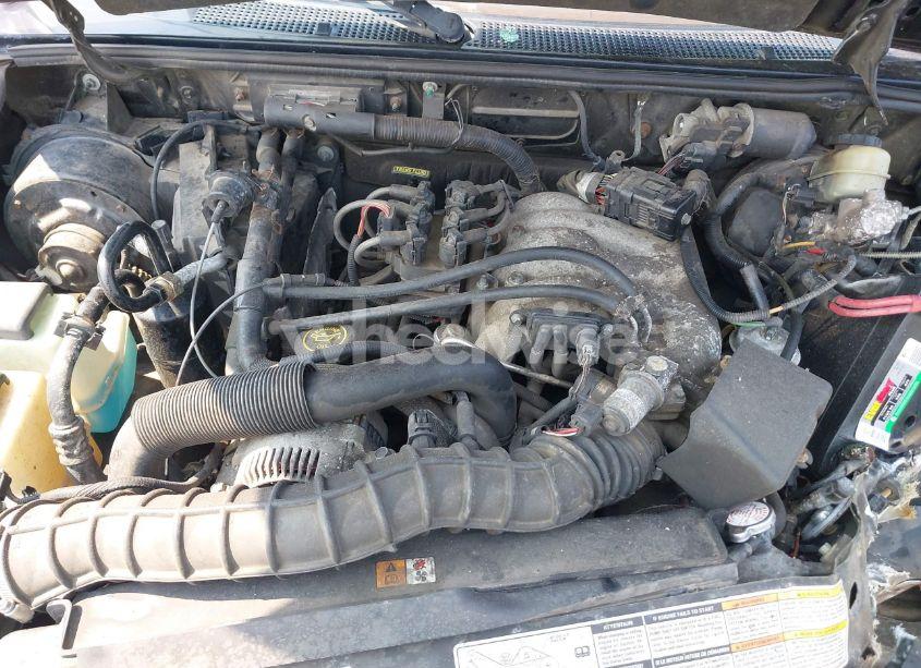 Photo 10 of 2000 Ford Ranger XL/XLT (VIN 1FTYR14V0YPB97940)