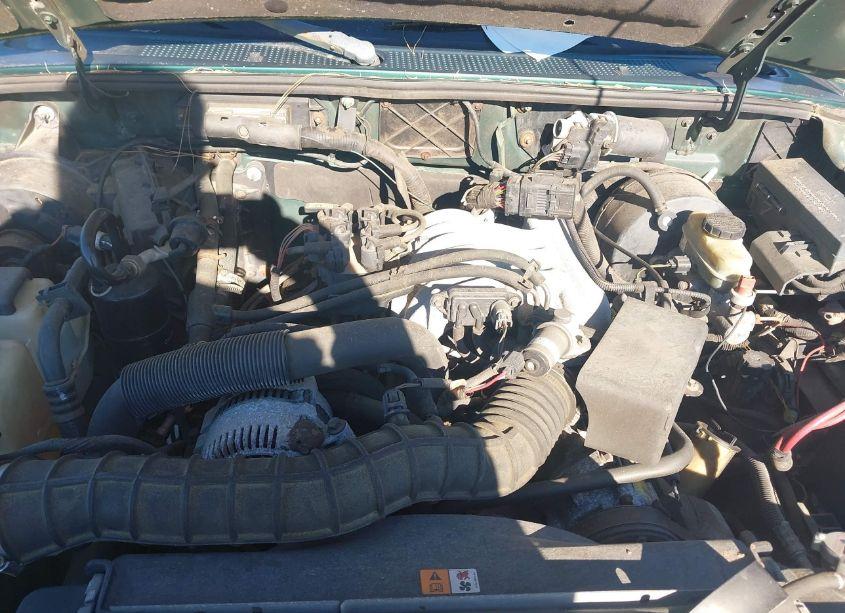 Photo 10 of 2000 Ford Ranger XL/XLT (VIN 1FTYR14V0YTB30522)