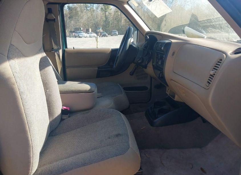 Photo 5 of 2000 Ford Ranger XL/XLT (VIN 1FTYR14V0YTB30522)