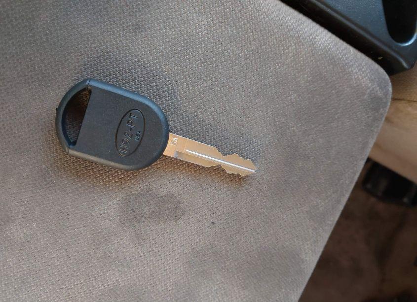 Photo 11 of 2002 Ford Ranger EDGE/TREMOR/XL/XLT (VIN 1FTYR14V12PB75520)