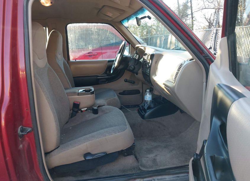 Photo 5 of 2002 Ford Ranger EDGE/TREMOR/XL/XLT (VIN 1FTYR14V12PB75520)