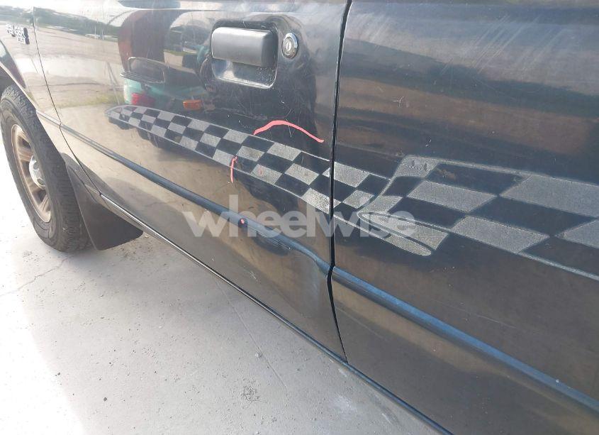 Photo 15 of 2000 Ford Ranger XL/XLT (VIN 1FTYR14V1YPA53331)