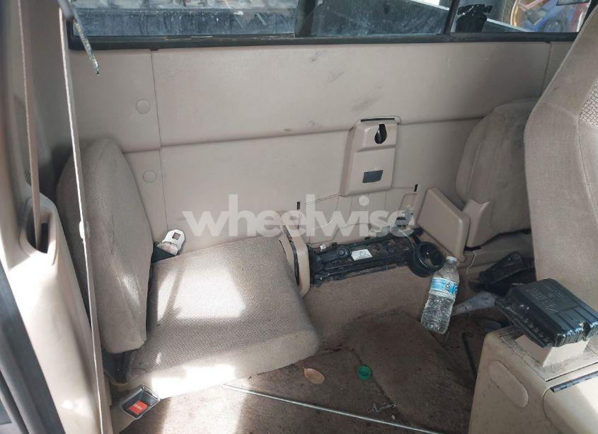 Photo 8 of 2000 Ford Ranger XL/XLT (VIN 1FTYR14V1YPA53331)