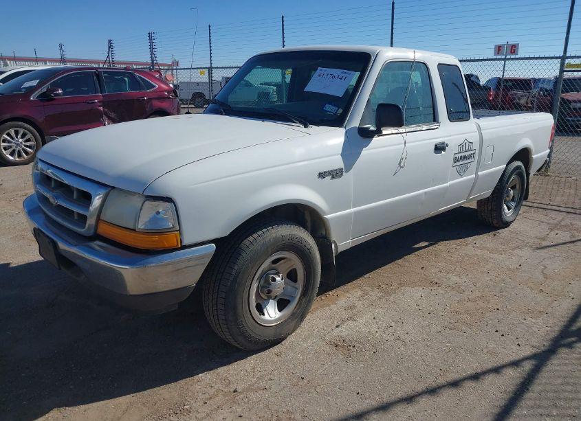 Photo 2 of 2000 Ford Ranger XL/XLT (VIN 1FTYR14V1YPA97135)