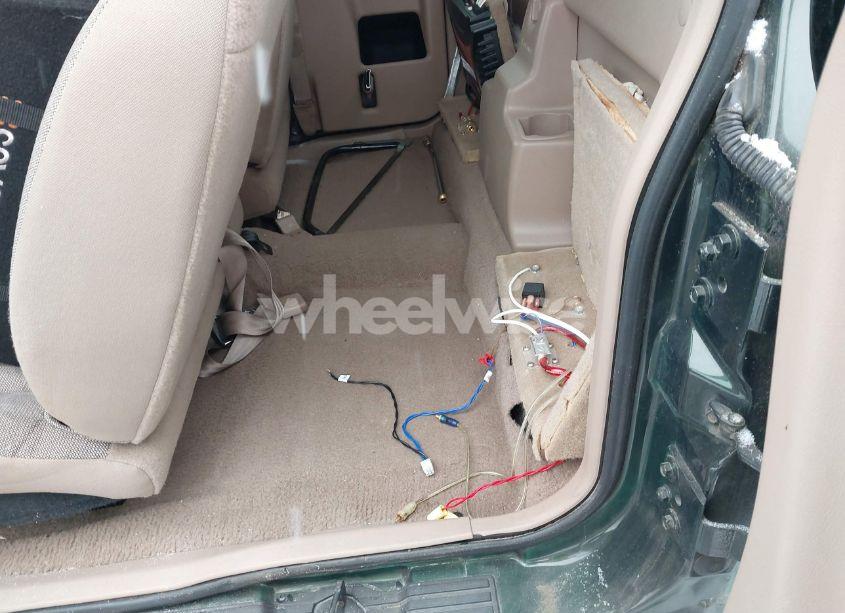 Photo 8 of 2001 Ford Ranger EDGE/XL/XLT (VIN 1FTYR14V41PB31607)