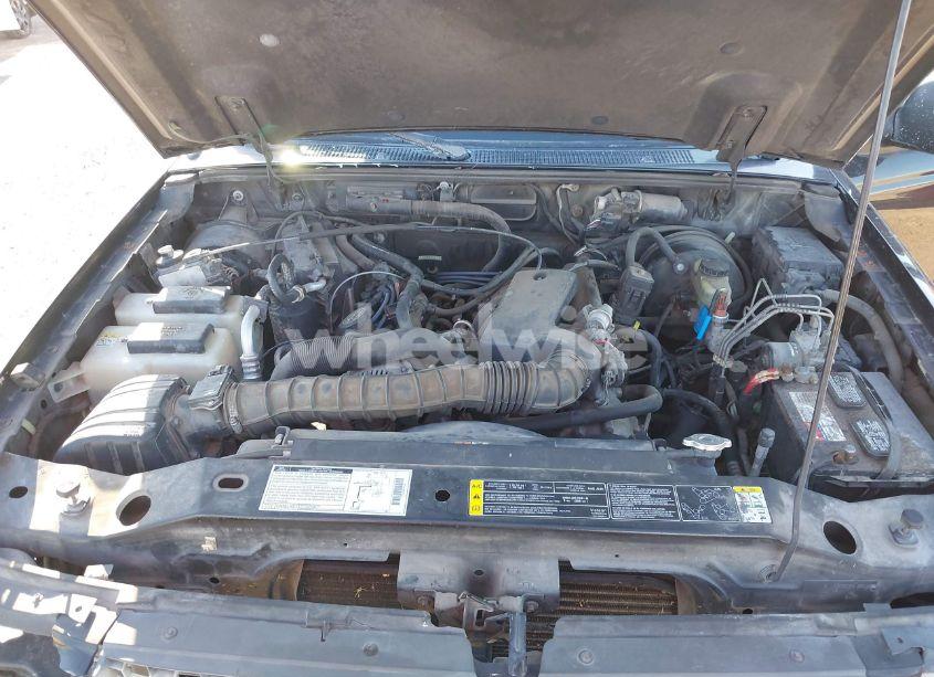 Photo 10 of 2002 Ford Ranger EDGE/TREMOR/XL/XLT (VIN 1FTYR14V42PB45539)