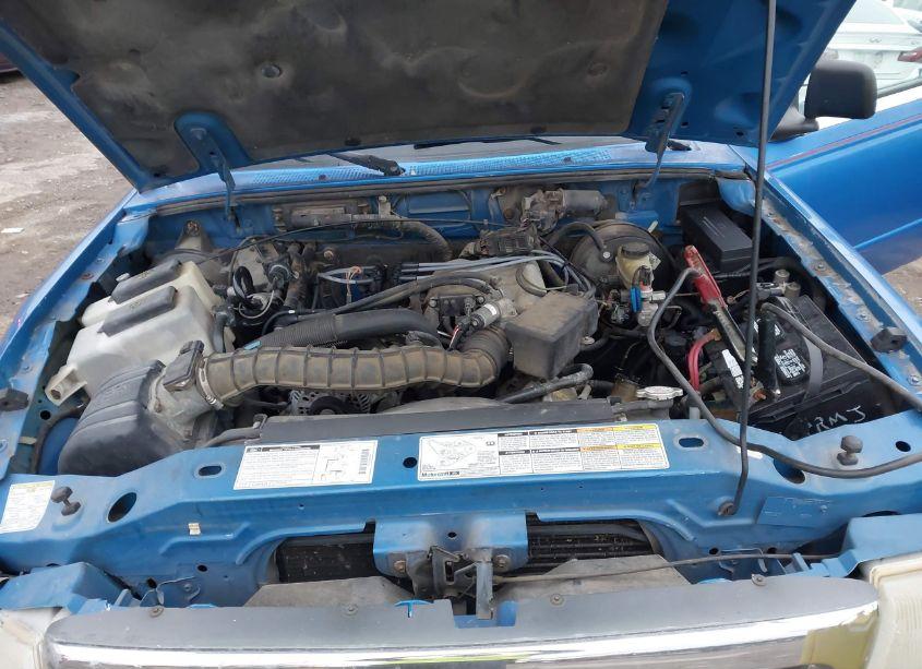 Photo 10 of 2000 Ford Ranger XL/XLT (VIN 1FTYR14V5YPB28581)