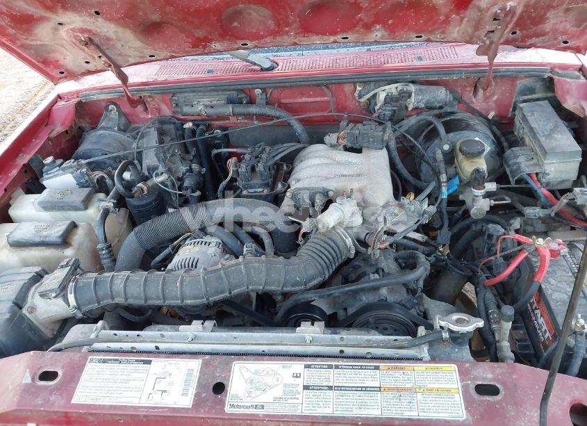 Photo 10 of 2000 Ford Ranger XL/XLT (VIN 1FTYR14V5YPB31769)