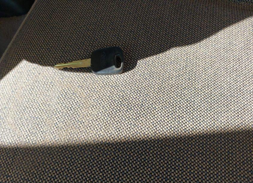 Photo 11 of 2000 Ford Ranger XL/XLT (VIN 1FTYR14V6YPA20521)