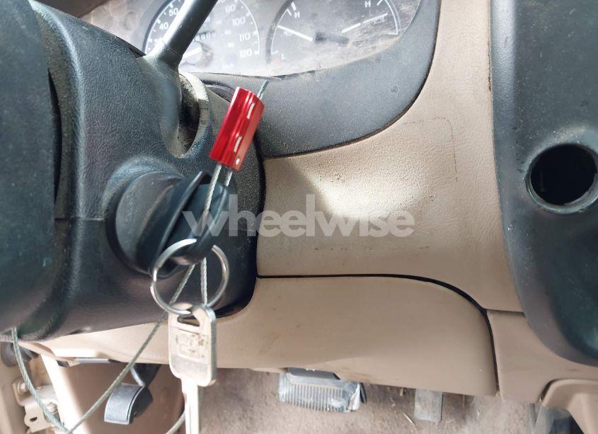 Photo 11 of 2000 Ford Ranger XL/XLT (VIN 1FTYR14V6YTA94173)