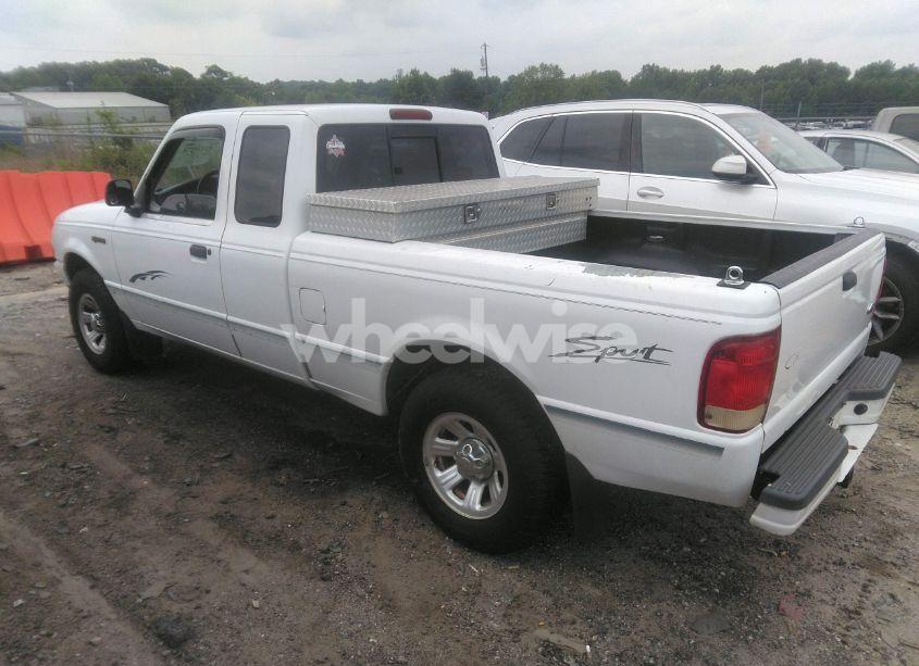 Photo 3 of 2000 Ford Ranger XL/XLT (VIN 1FTYR14V6YTB27351)