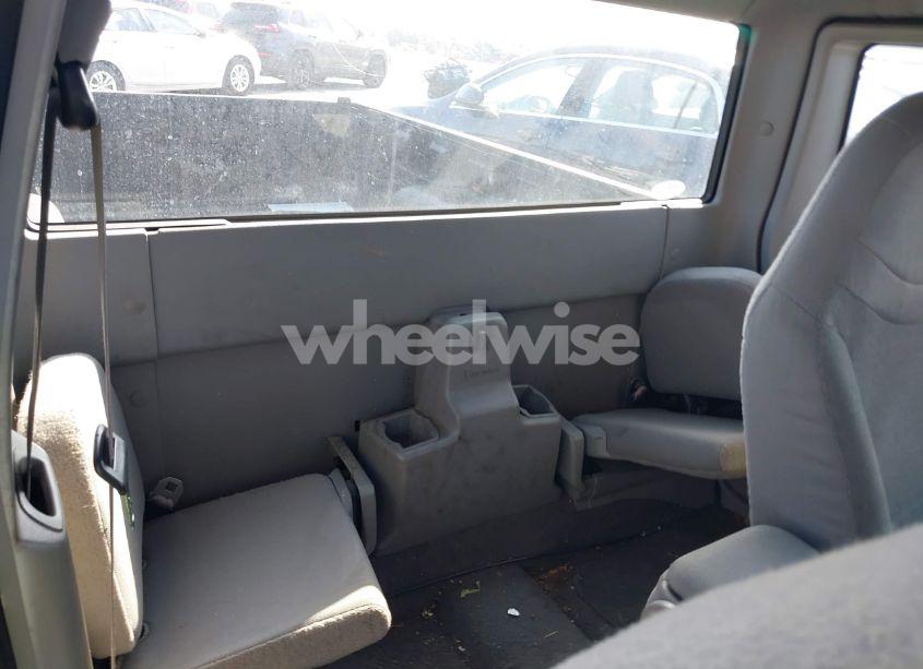 Photo 8 of 2000 Ford Ranger XL/XLT (VIN 1FTYR14V7YPB79614)