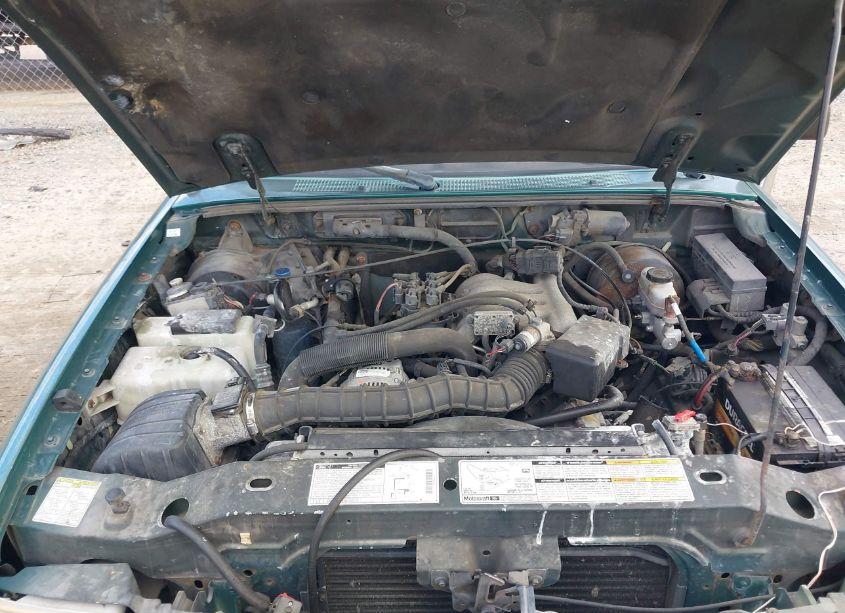 Photo 10 of 2000 Ford Ranger XL/XLT (VIN 1FTYR14V7YTA89273)