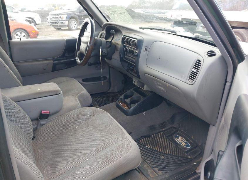 Photo 5 of 2000 Ford Ranger XL/XLT (VIN 1FTYR14V7YTA89273)