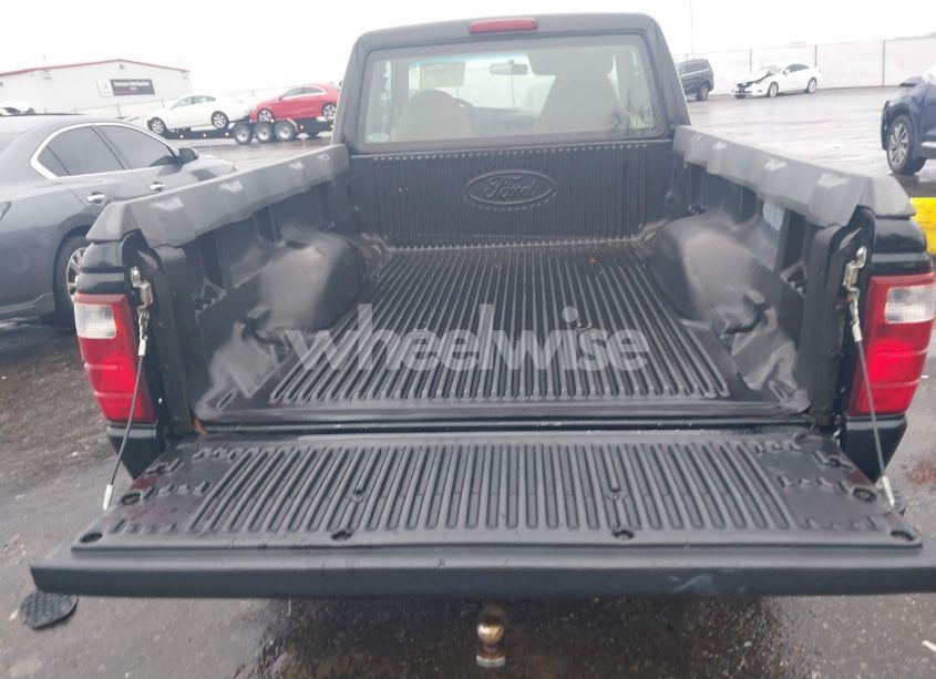 Photo 16 of 2001 Ford Ranger EDGE/XL/XLT (VIN 1FTYR14V91PB26998)