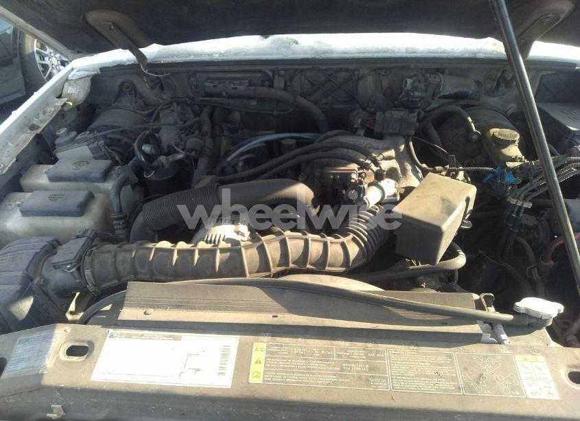 Photo 10 of 2001 Ford Ranger EDGE/XL/XLT (VIN 1FTYR14V91TA97459)